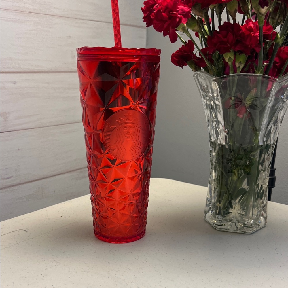 Starbucks Poinsettia red Prism 24Oz Cold Cup Tumbler